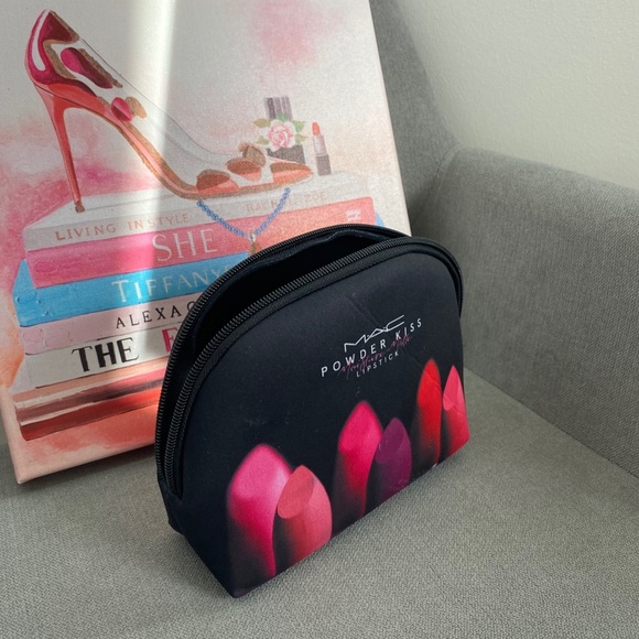 ๐๐MAC cosmetic Bag๐๐ - Picture 3 of 4